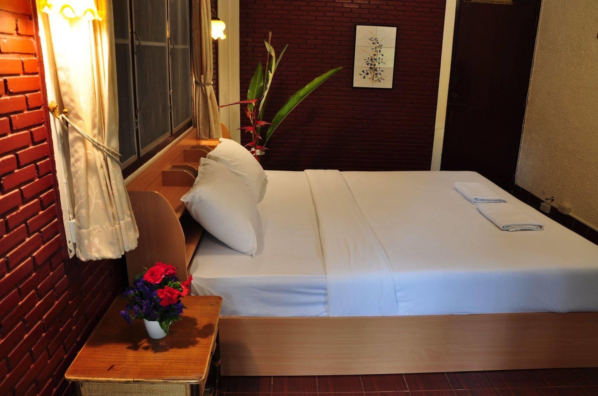 Khao Yai Garden Lodge Pak Chong Extérieur photo