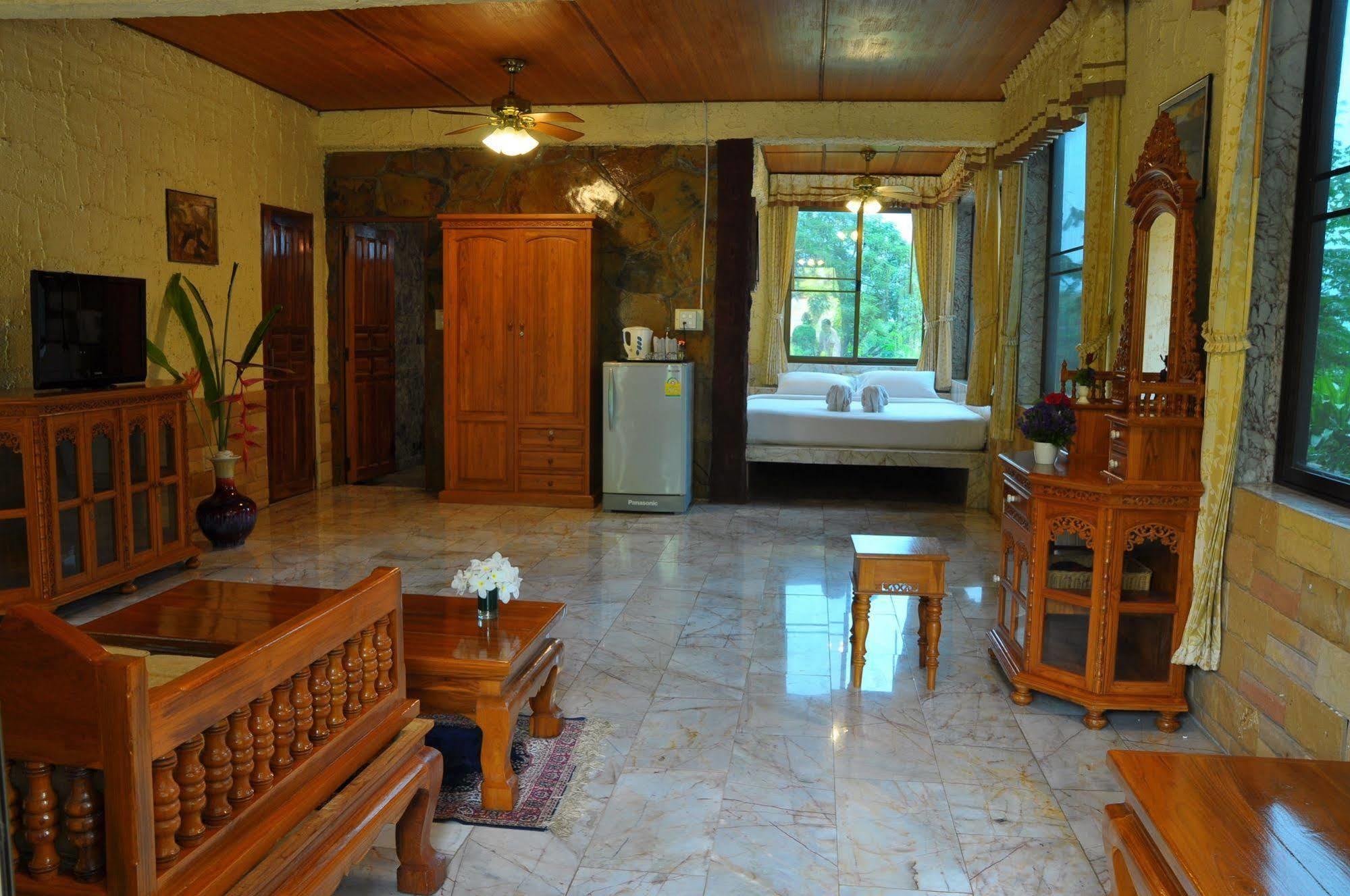 Khao Yai Garden Lodge Pak Chong Extérieur photo