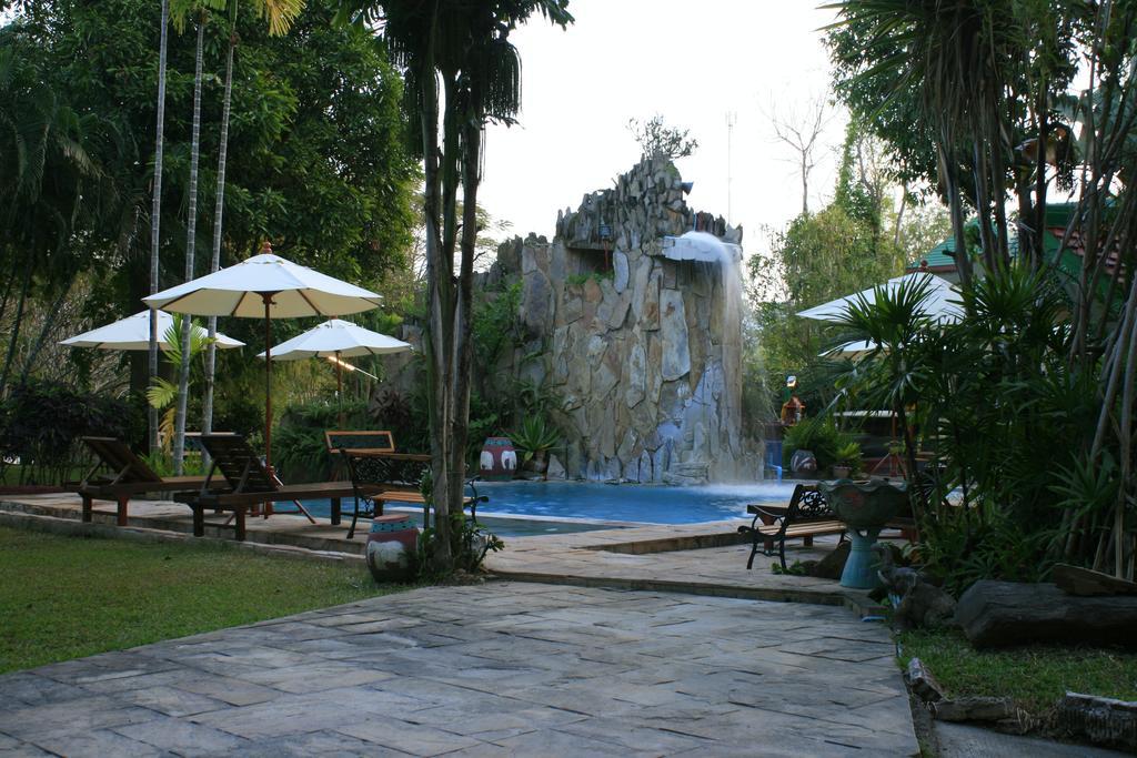 Khao Yai Garden Lodge Pak Chong Extérieur photo